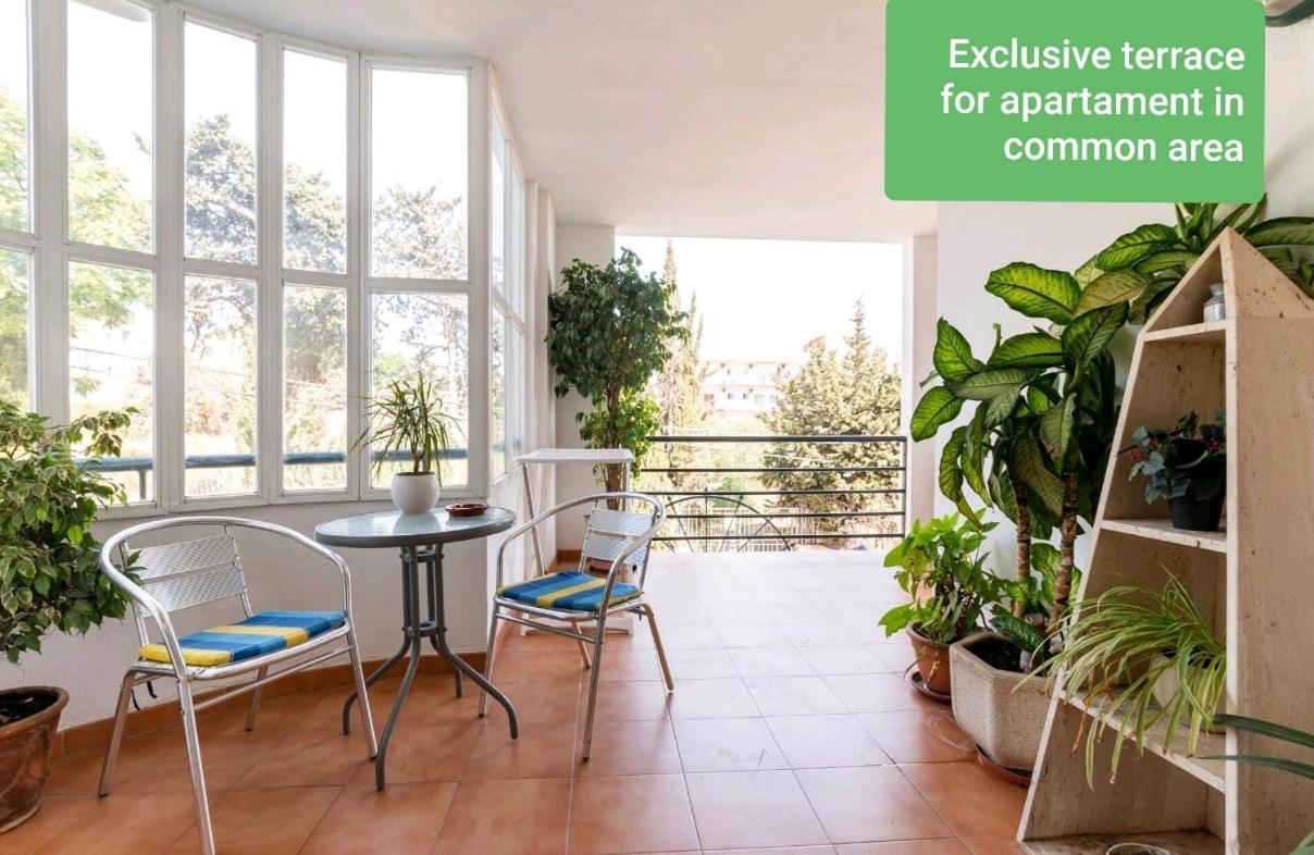 Apartamento Oasis Торемолинос Екстериор снимка