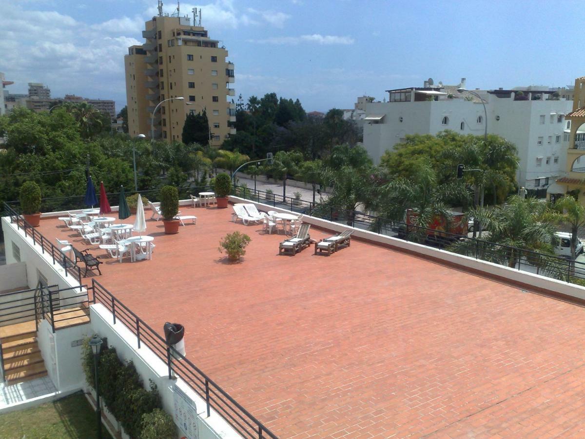 Apartamento Oasis Торемолинос Екстериор снимка